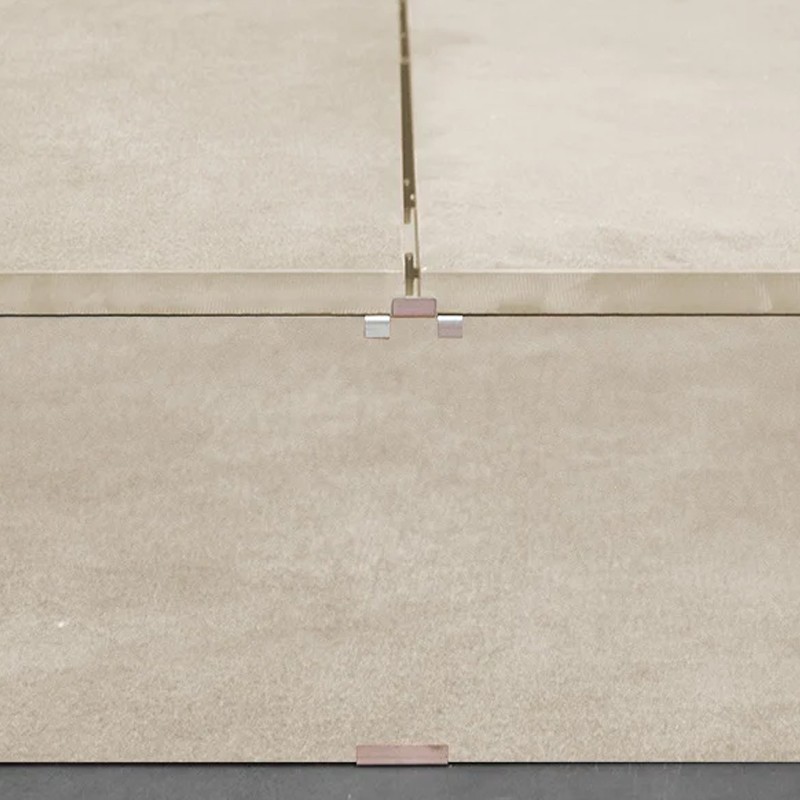 Staffe universali di base Dakota per finitura laterale pavimenti galleggianti, 20-40mm (100pz) Dakota - 4