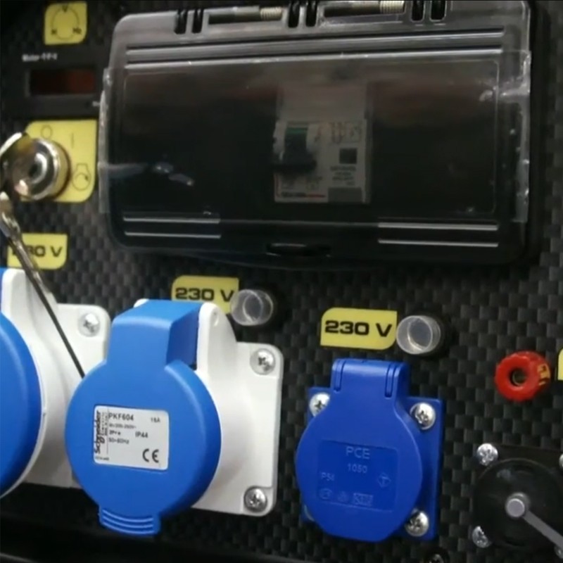 Generatore di corrente a benzina Pramac S5000 Trifase 5kW con predisposizione accessori, AVR e DPP Pramac - 4